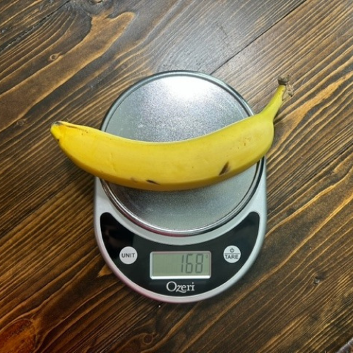 How much does a banana weigh
